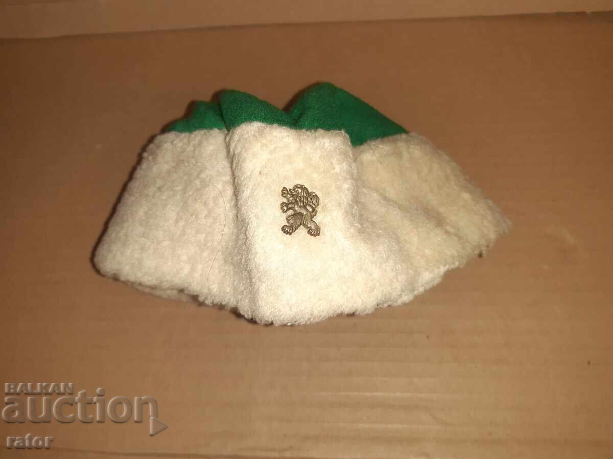 Chavdar hat, kalpak, hat - socialism