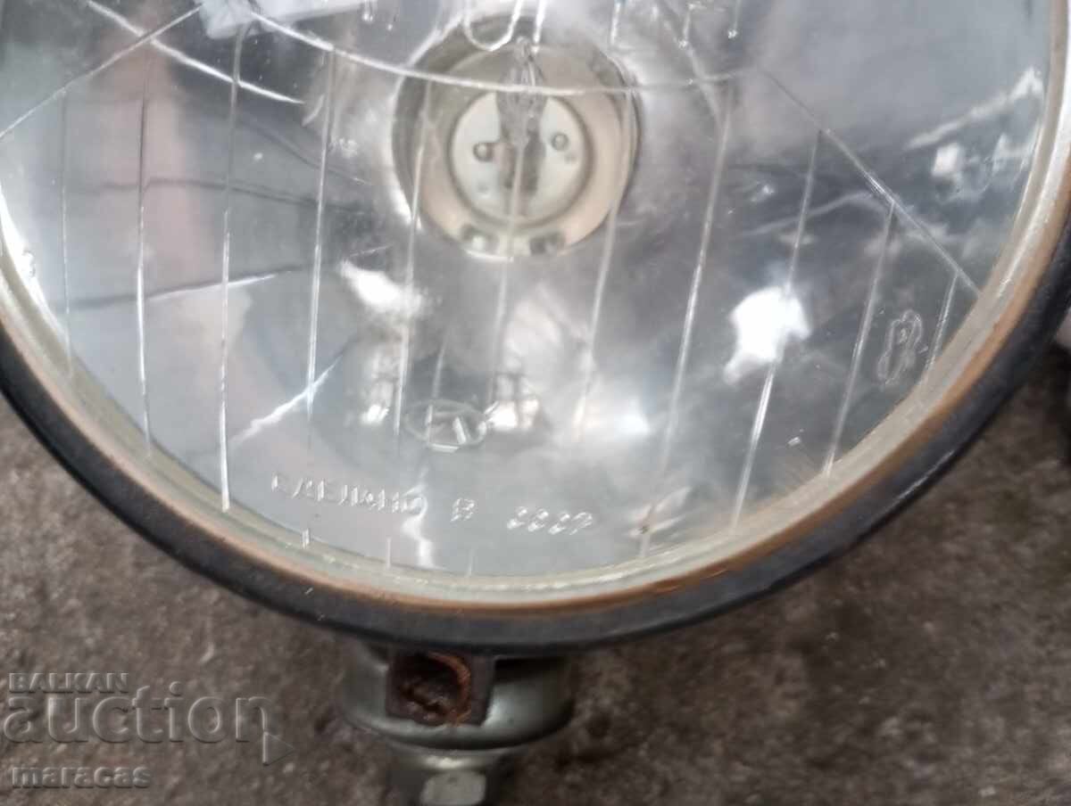 Car headlights with price 80.00 BGN | € 40.90 Car headlights with price 80.00 BGN | € 40.90