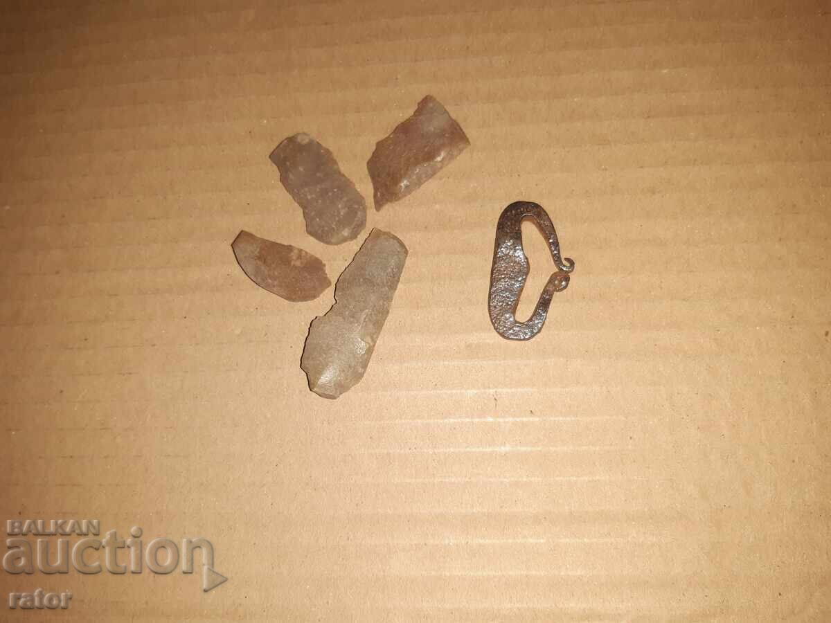 Vechi brichet autentic cu cremene, amnar cu preț 9.99 BGN | € 5.11