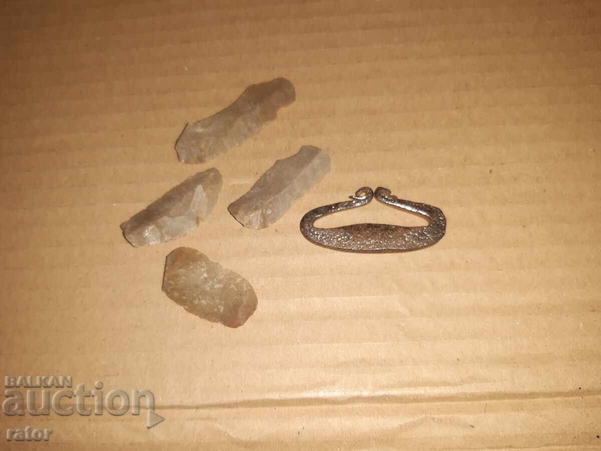 Стар автентичен чакмак с кремъци , огниво с цена 9.99 лв. | € 5.11