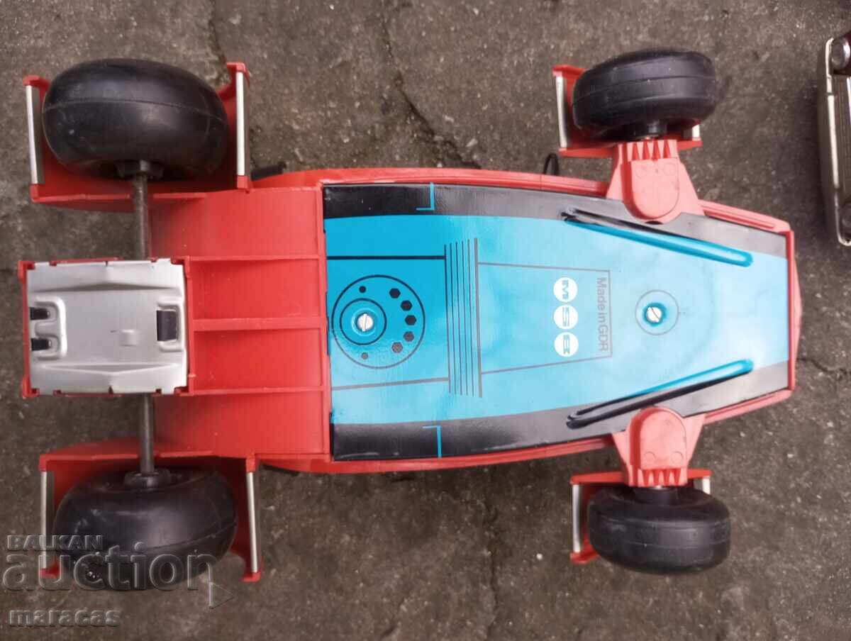 Доставка на Стари детски играчки