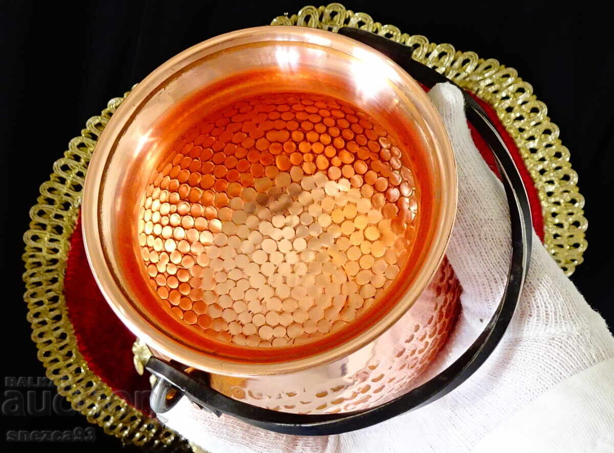 Χάλκινο δοχείο, καζάνι, καθαρός κόκκινος χαλκός με τιμή 49.00 BGN | € 25.05