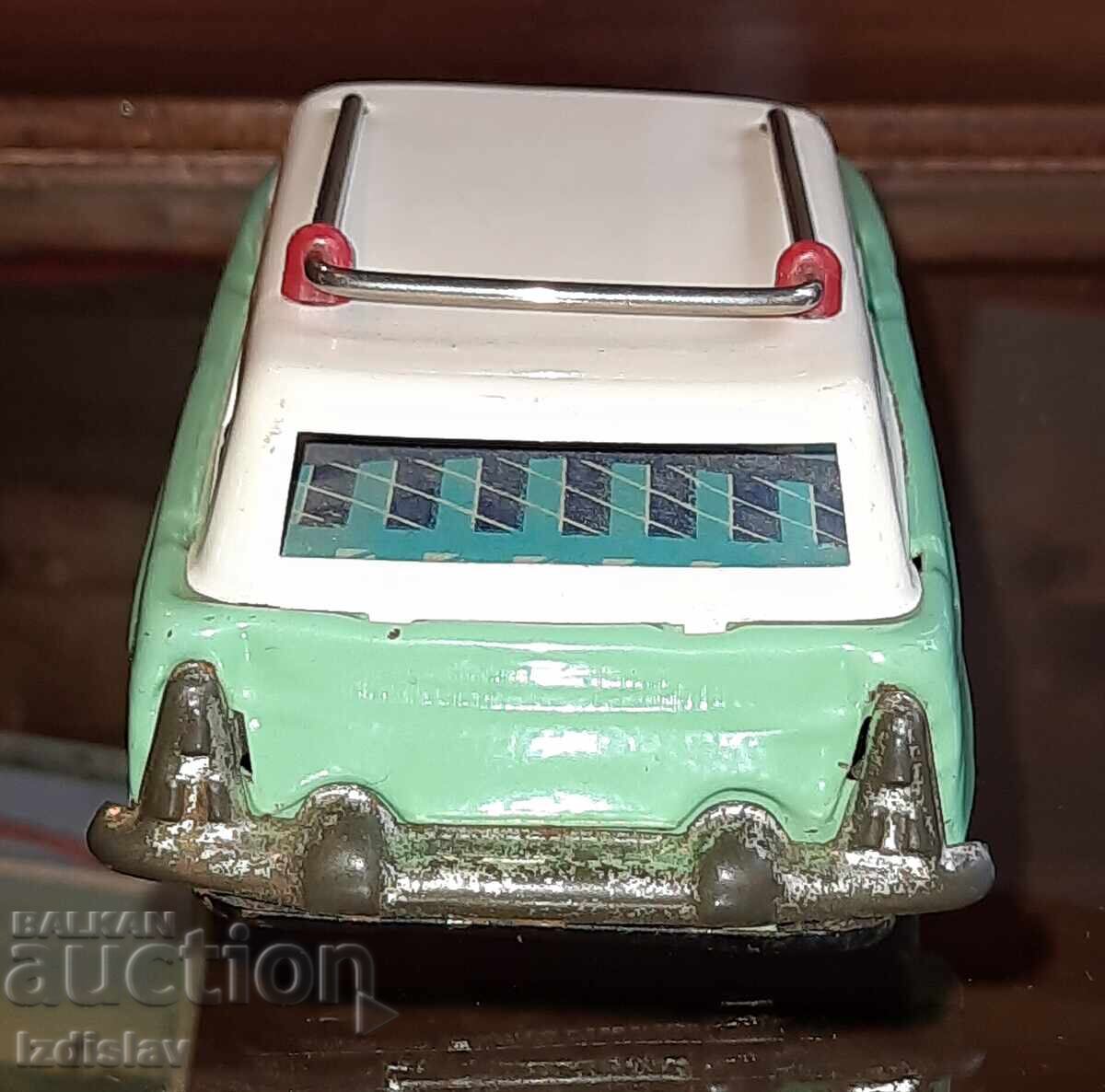 Livrarea Jucărie de colecție Sedan MF 731 Friction 60 g