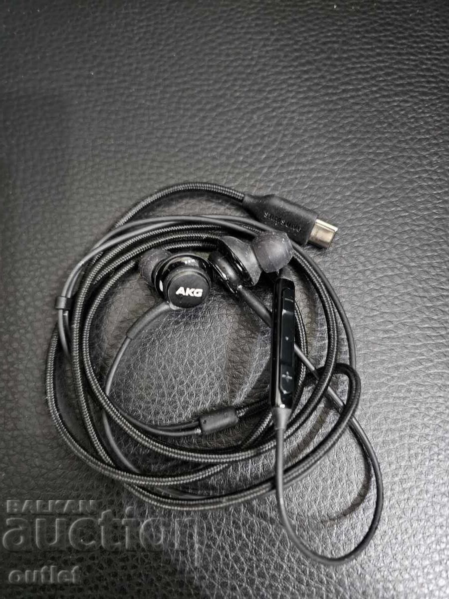 Ακουστικά AKG με τιμή 1.50 BGN | € 0.77 Ακουστικά AKG με τιμή 1.50 BGN | € 0.77