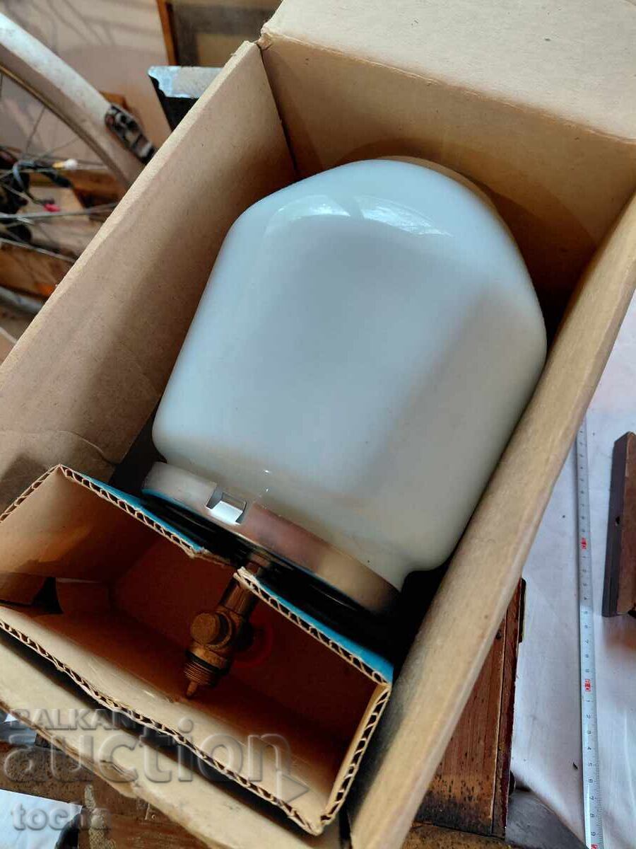 Λάμπα για καυστήρα αερίου, καινούργια. BZC με τιμή 4.72 BGN | € 2.41 Λάμπα για καυστήρα αερίου, καινούργια. BZC με τιμή 4.72 BGN | € 2.41