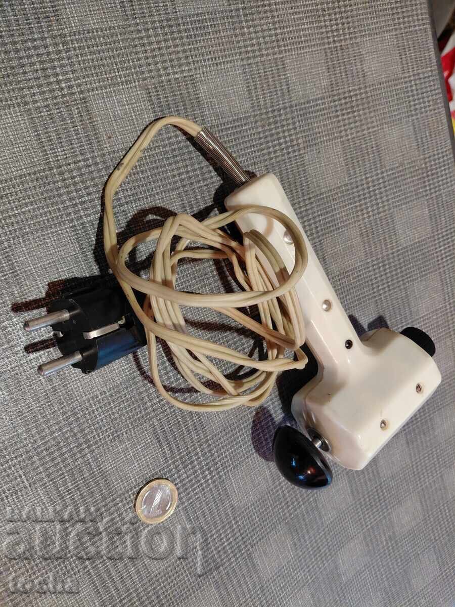 Δημοπρασία Vintage μασάζ συσκευή, λειτουργική, σε καλή κατάσταση. BZC Δημοπρασία Vintage μασάζ συσκευή, λειτουργική, σε καλή κατάσταση. BZC