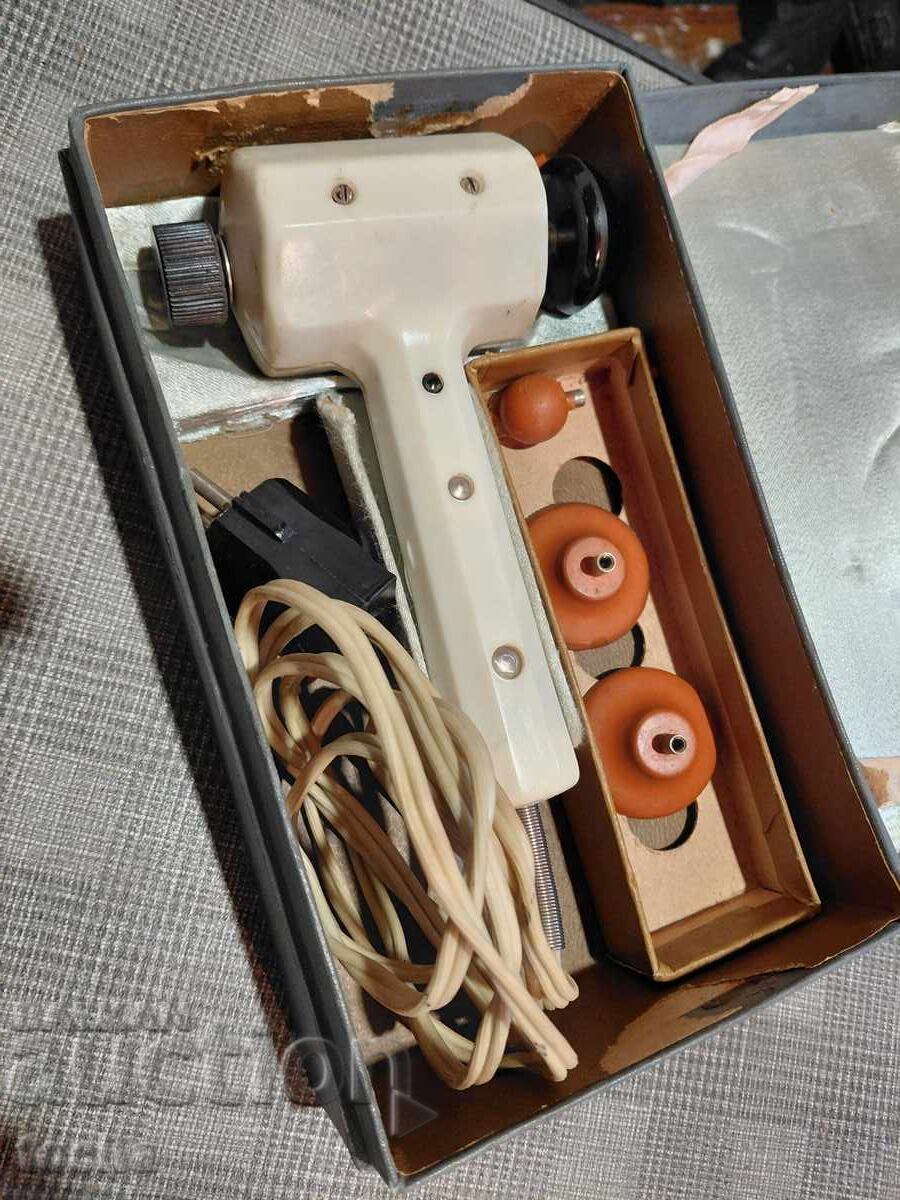 Vintage μασάζ συσκευή, λειτουργική, σε καλή κατάσταση. BZC - 5 Vintage μασάζ συσκευή, λειτουργική, σε καλή κατάσταση. BZC - 5