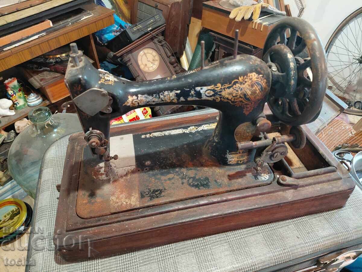 Δημοπρασία Ραπτομηχανή Singer . BZC Δημοπρασία Ραπτομηχανή Singer . BZC