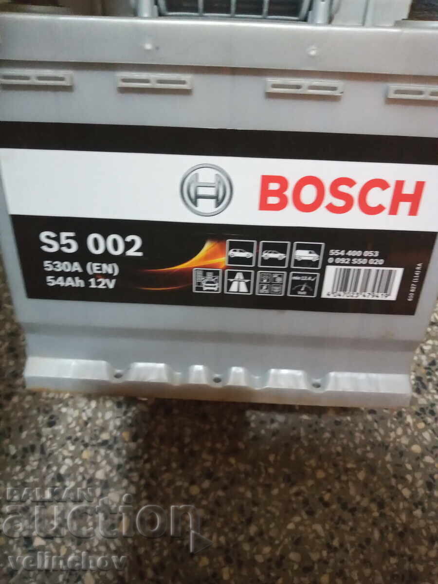 Acumulator BOSCH AGM 54 Ah / 530 A / 12 V cu preț € 60.00 | 117.35 BGN Acumulator BOSCH AGM 54 Ah / 530 A / 12 V cu preț € 60.00 | 117.35 BGN