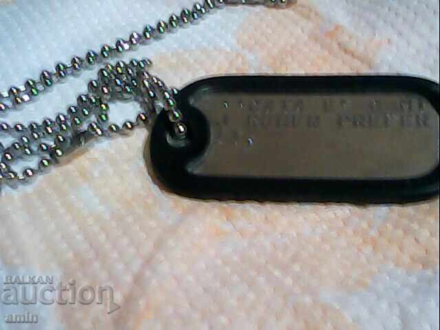 Delivery of beautiful necklaces