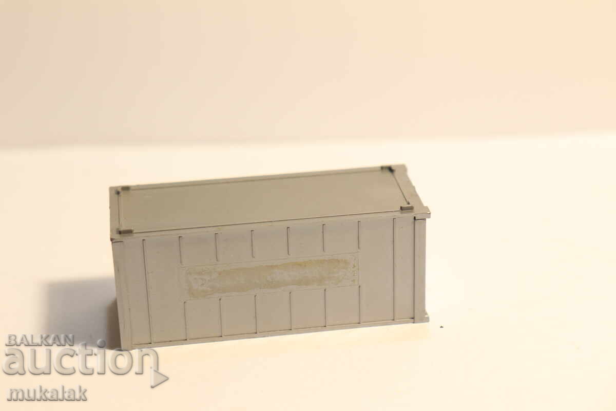 WIKING 1:87 H0 VAN CONTAINER TRUCK TIR MODEL CAR with price 5.00 BGN | € 2.56 WIKING 1:87 H0 VAN CONTAINER TRUCK TIR MODEL CAR with price 5.00 BGN | € 2.56