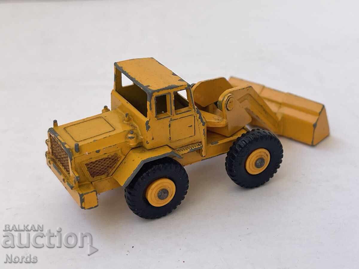 Auction MATCHBOX trolley Auction MATCHBOX trolley