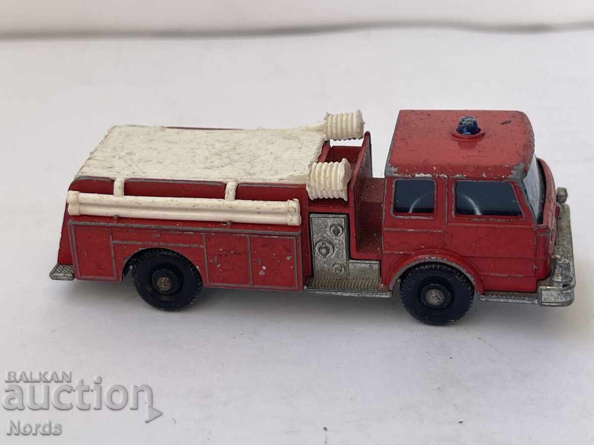 Auction MATCHBOX trolley Auction MATCHBOX trolley