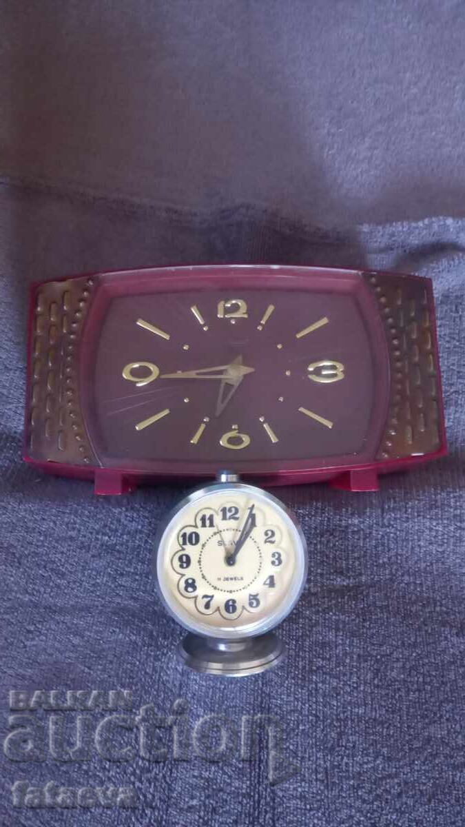 Două ceasuri rusești Mayak și Slava Două ceasuri rusești Mayak și Slava