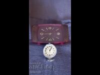 Două ceasuri rusești Mayak și Slava