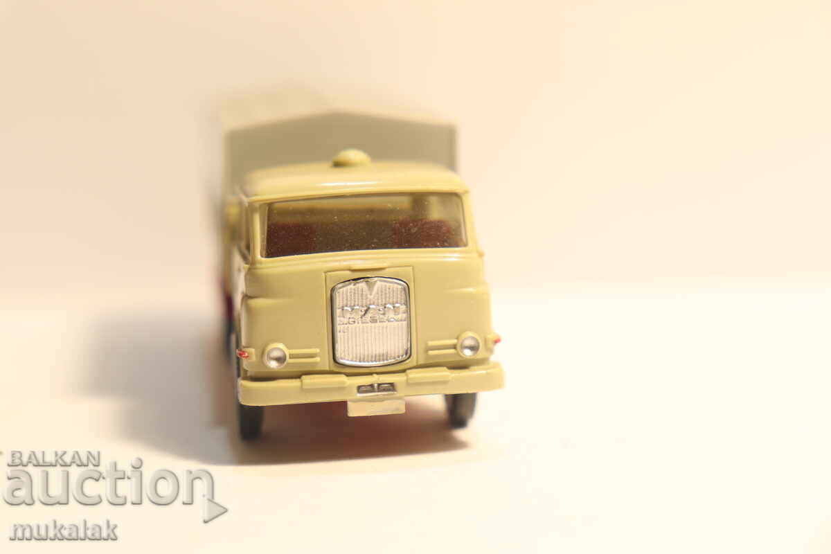 WIKING H0 1/87 MAN MAN TRUCK MODEL with price 30.00 BGN | € 15.34