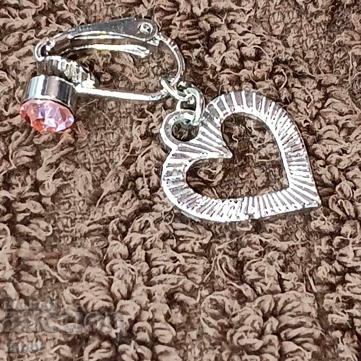 Piŭrsing για αφαλό χωρίς τρύπημα με τιμή 12.00 BGN | € 6.14