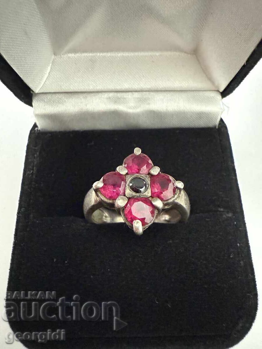 Δημοπρασία Star ασημένιος δακτύλιος με μεγάλα ΡΟΥΜΠΙΝΙΑ. №7636
