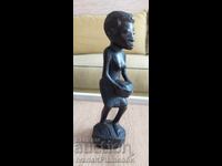 Sculptură în lemn masiv pentru cunoscători