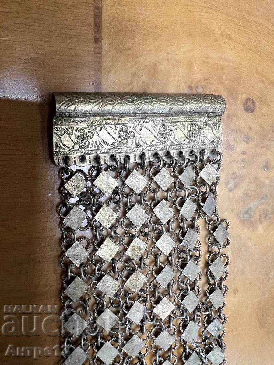 Παλιό εθνογραφικό βραχιόλι με τιμή 78.50 BGN | € 40.14 Παλιό εθνογραφικό βραχιόλι με τιμή 78.50 BGN | € 40.14