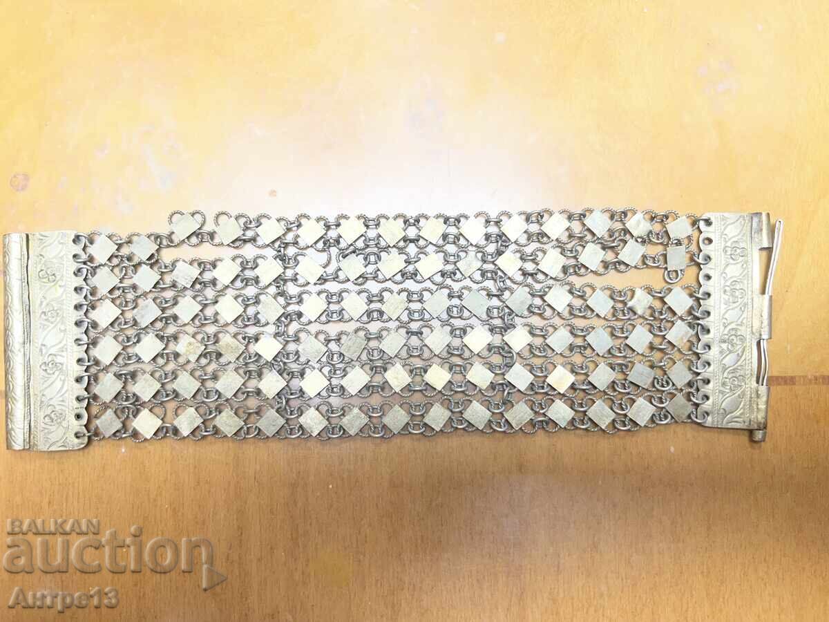 Παλιό εθνογραφικό βραχιόλι Παλιό εθνογραφικό βραχιόλι