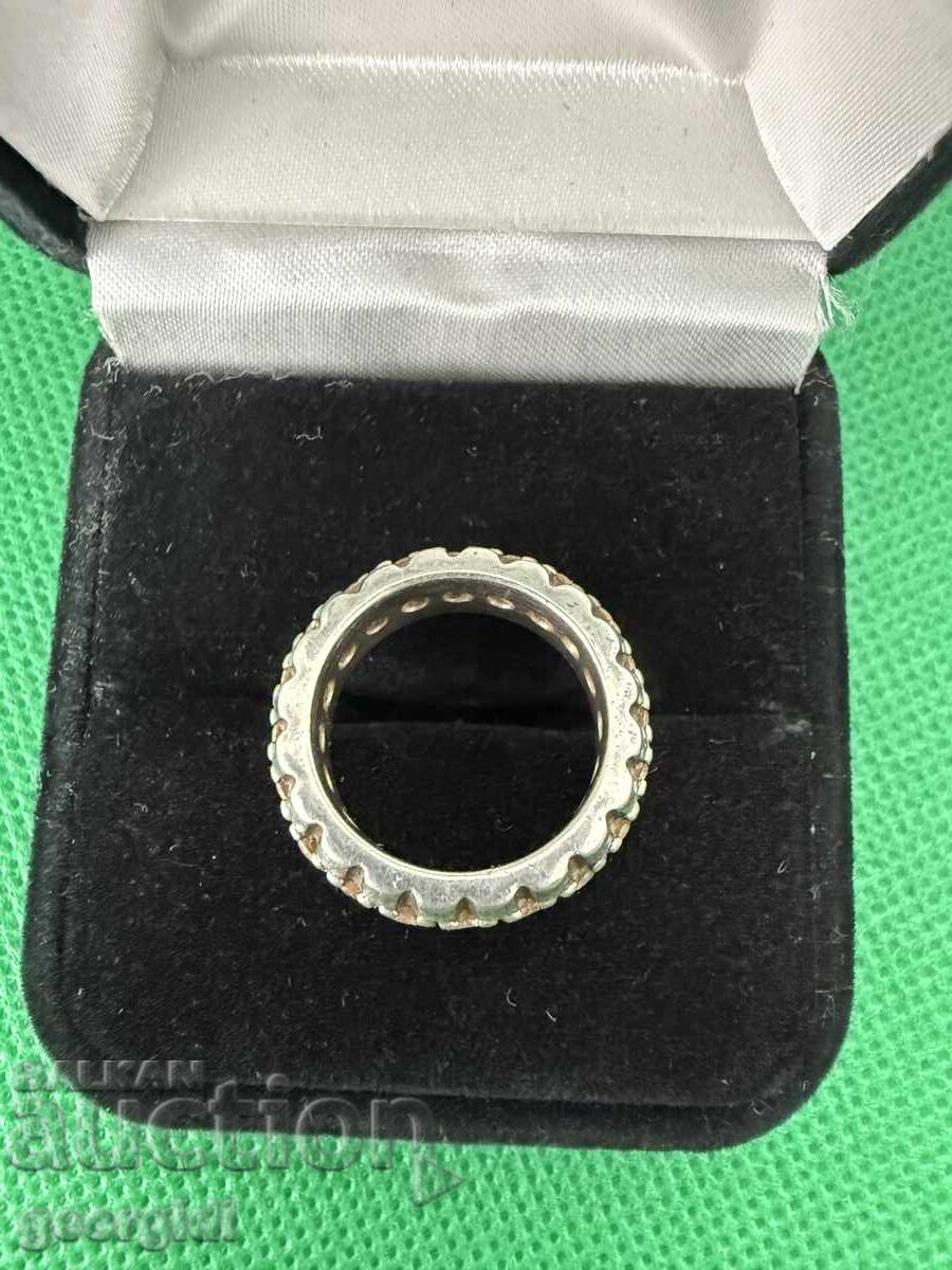 Σχεδιαστικό ασημένιο δαχτυλίδι με φυσικά πετράδια. Νο. 7637 με τιμή 85.00 BGN | € 43.46