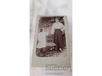 Φωτογραφία Τryavna Γυναίκα και μικρό κορίτσι 1918