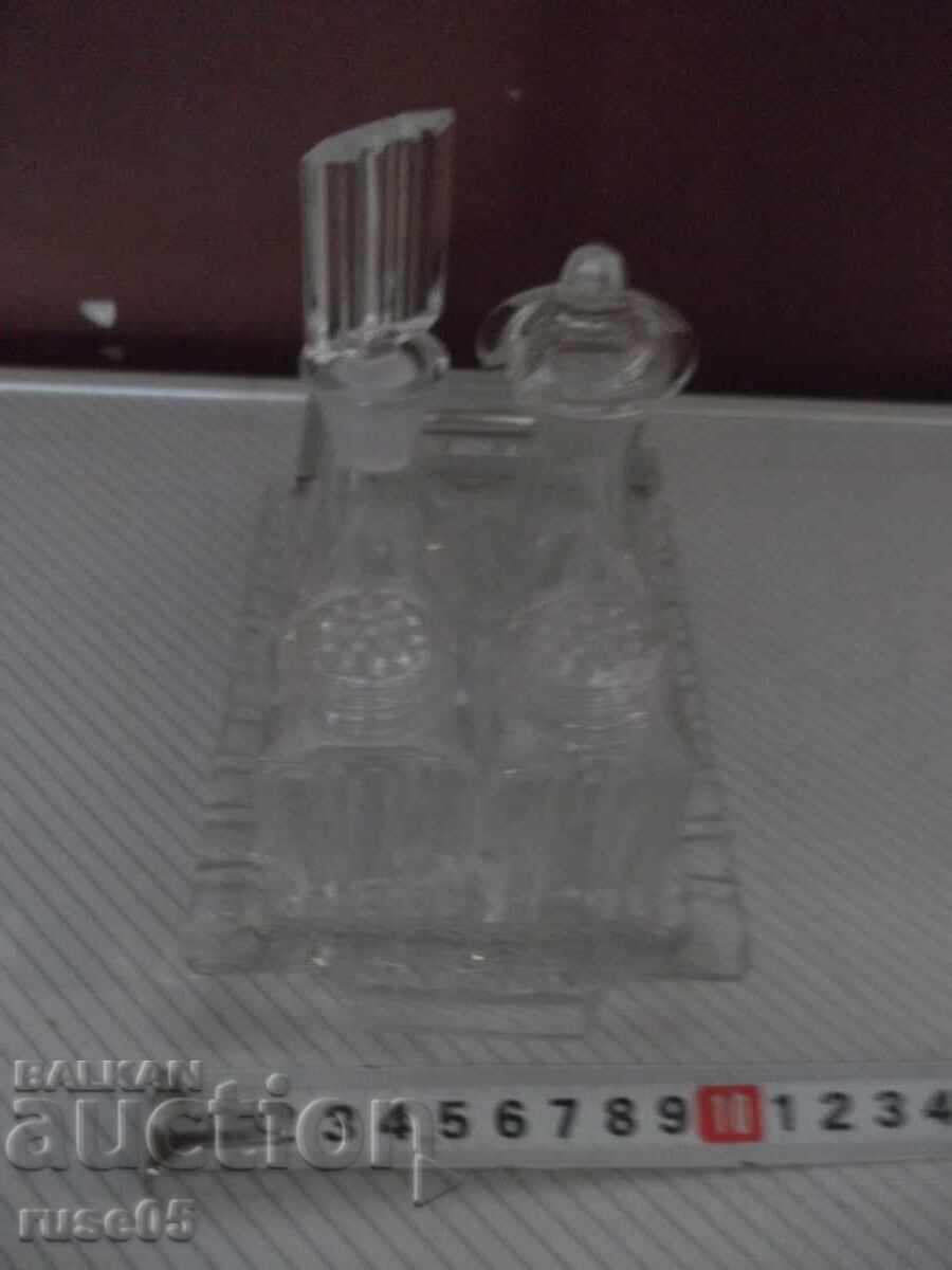 Delivery of Olivernik glass from the socialist era