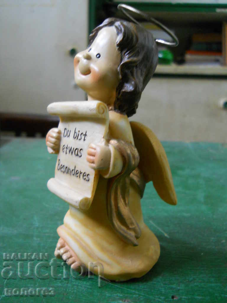 Πολυρητινένιο αγαλματίδιο - φύλακας άγγελος με τιμή 8.00 BGN | € 4.09