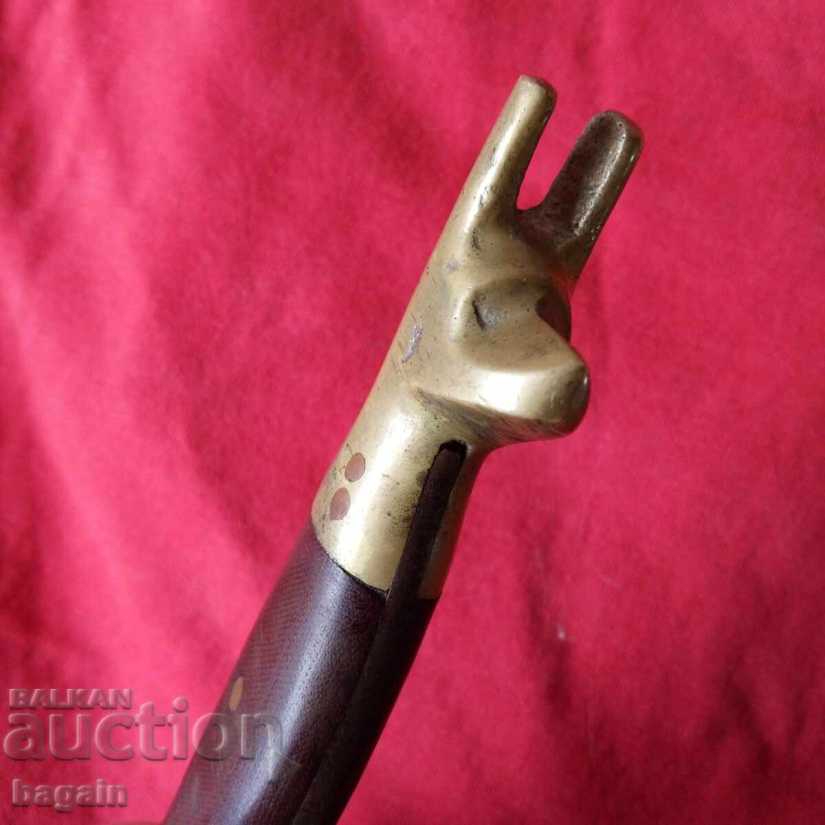 Bulgarian knife. Bulgarian knife.