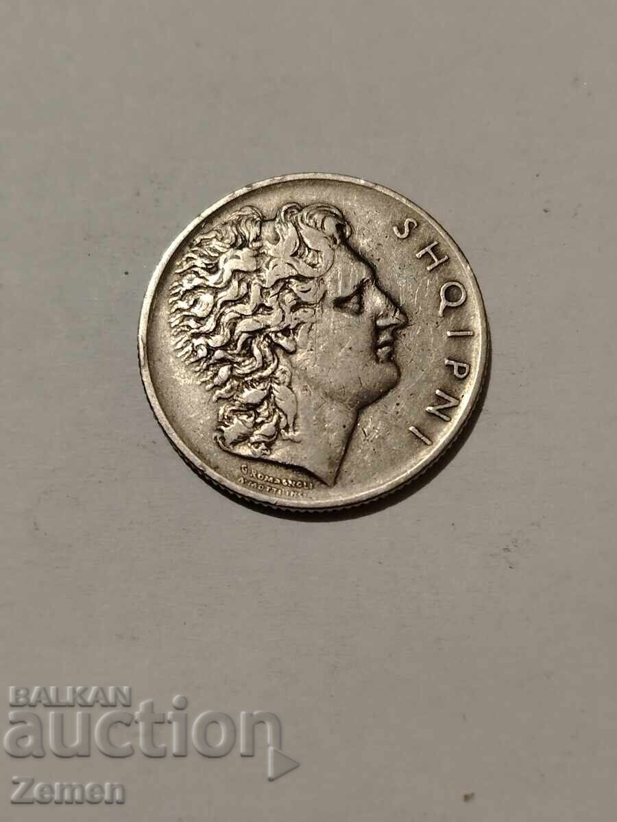 A coin with price 20.00 BGN | € 10.23