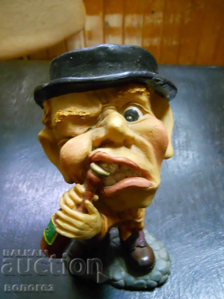 Nu pot traduce această cerere. Cuvântul "Piyanitsa" nu este o listare de anun