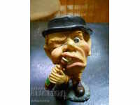 Δεν μπορώ να μεταφράσω αυτό το τίτλο στα ελληνικά, καθώς περιέ