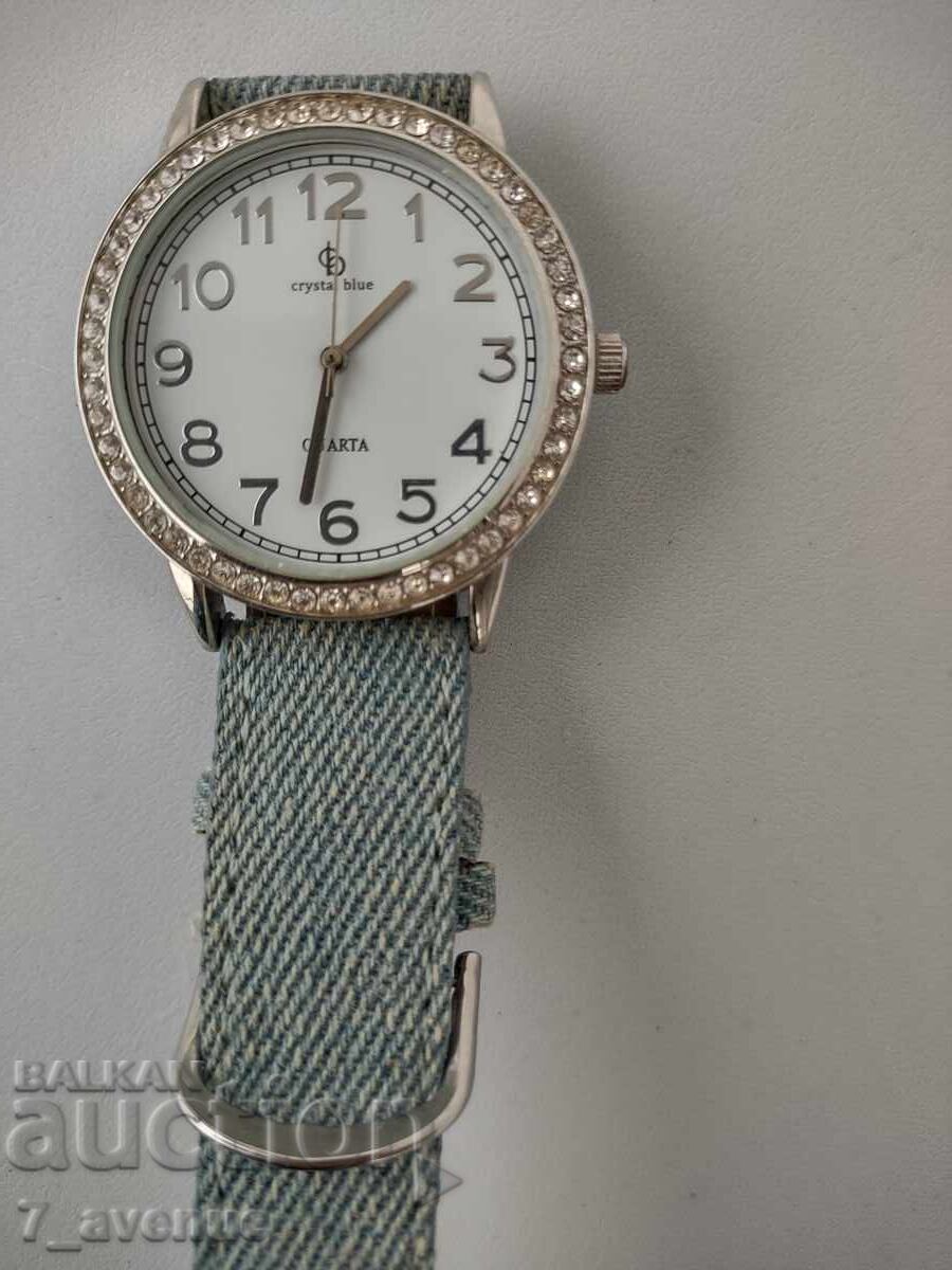 Used women's wristwatch, 23.11.25