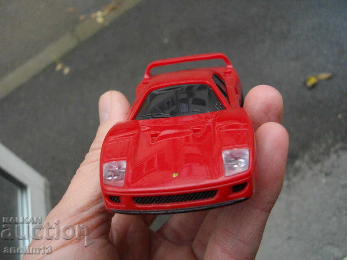 Auction Collector's Car FERRARI F 40 SHELL Auction Collector's Car FERRARI F 40 SHELL