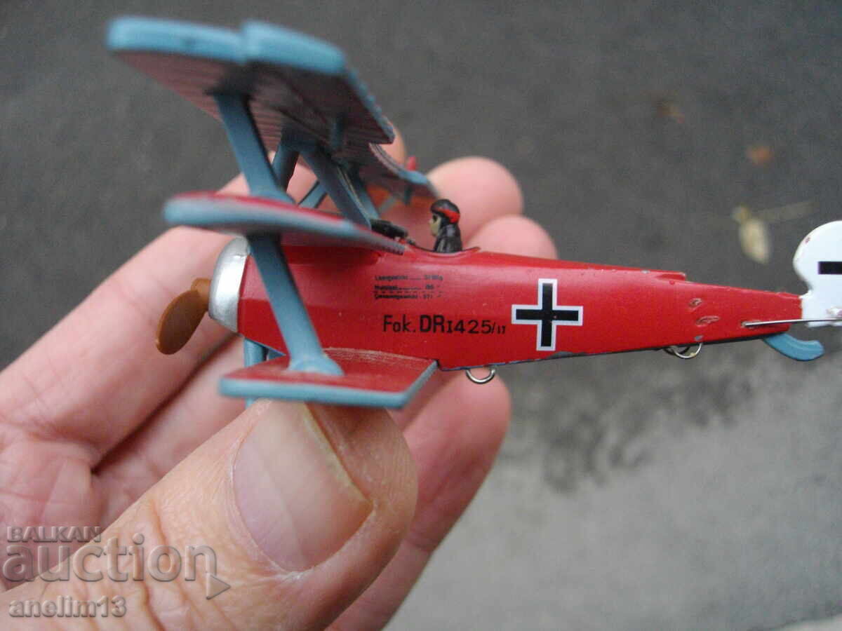 COLLECTOR'S METAL AIRPLANE AIRPLANE TOY - 6