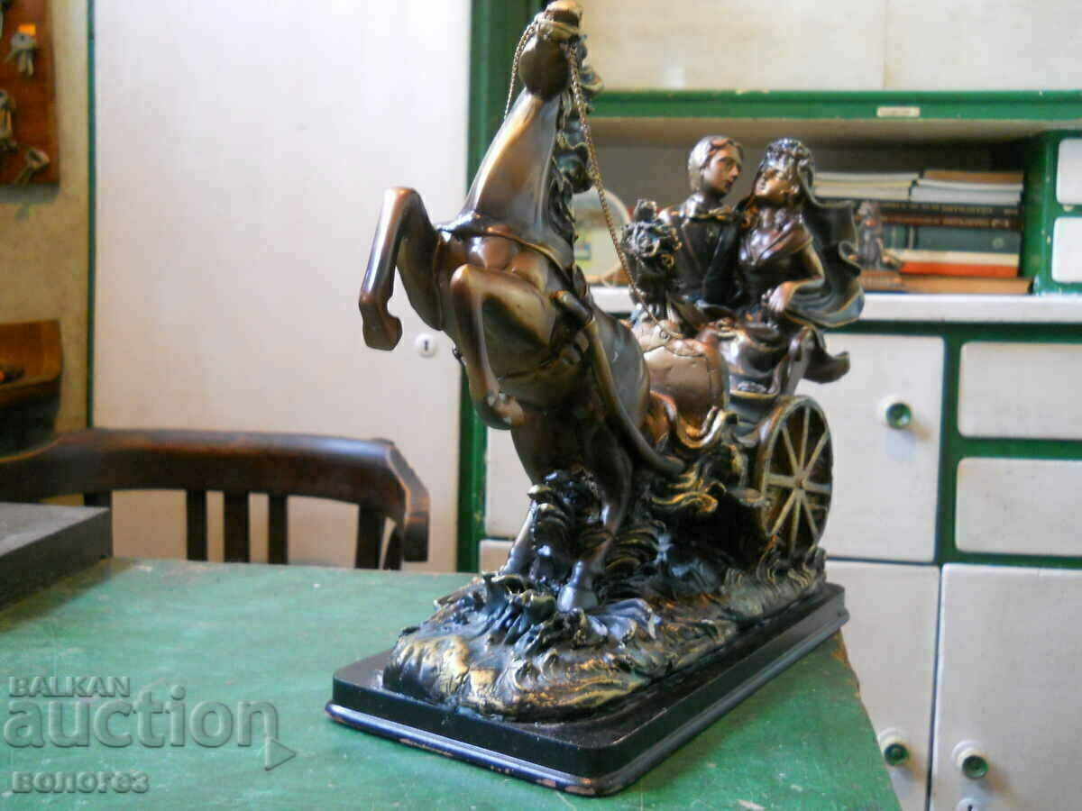 Large statuette - chariot with newlyweds - 5