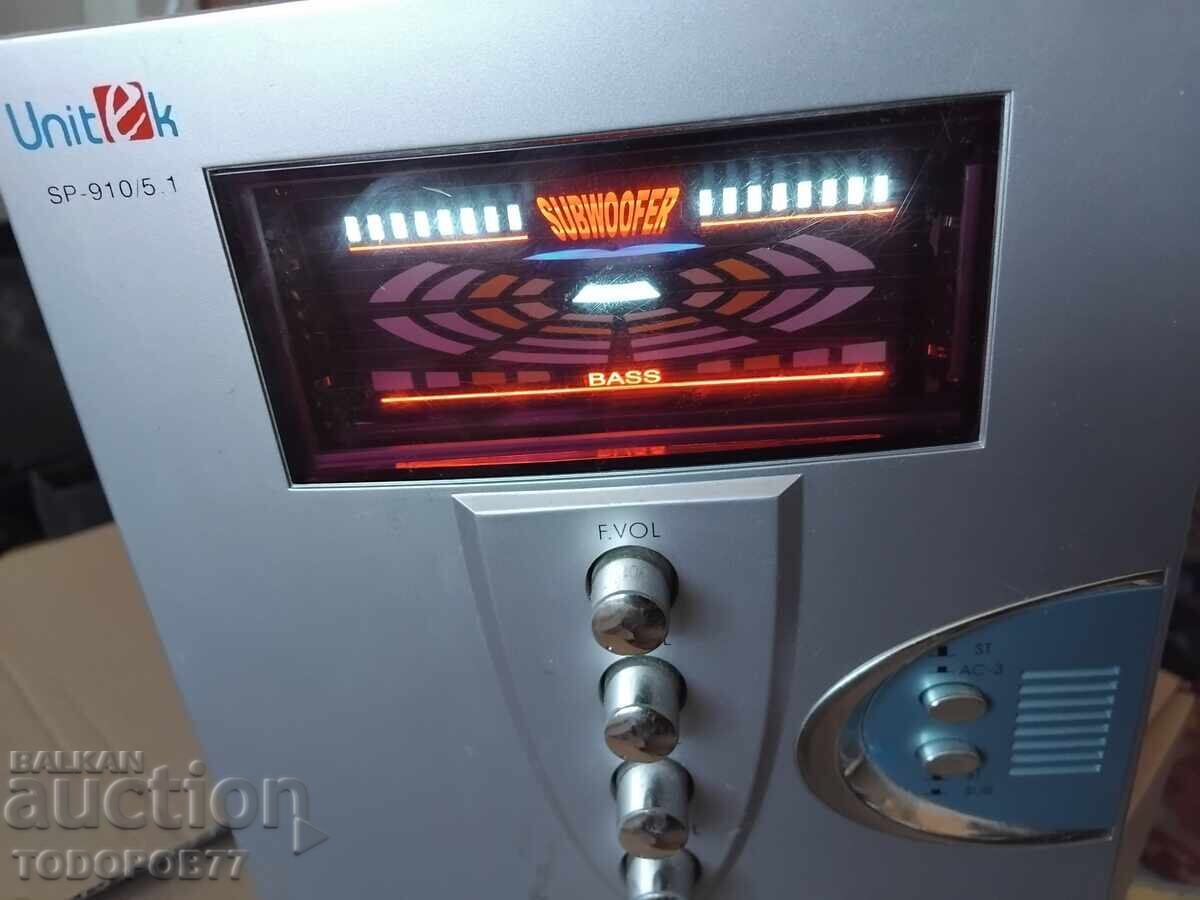 Μπάσο, ενισχυτής "Unitek" με τιμή 17.00 BGN | € 8.69