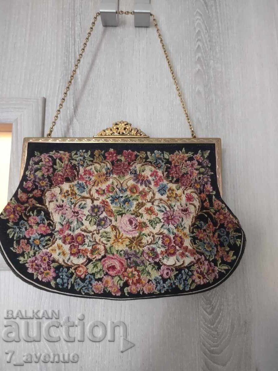 Elegant stylish ladies' bag with gilded ornaments 23.11.25 with price 280.00 BGN | € 143.16