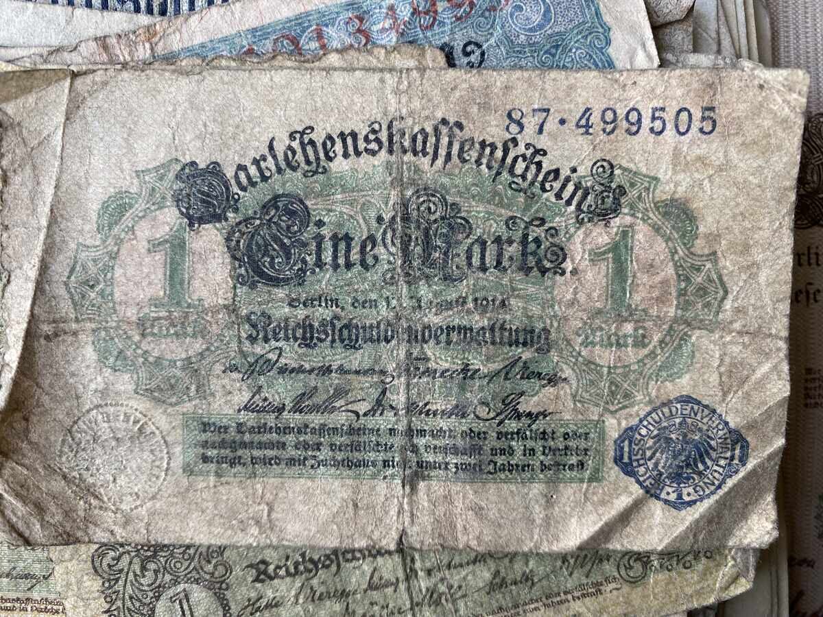 Germany 1 Mark 1914 Banknote with a starting bid of 1 cent! Germany 1 Mark 1914 Banknote with a starting bid of 1 cent!