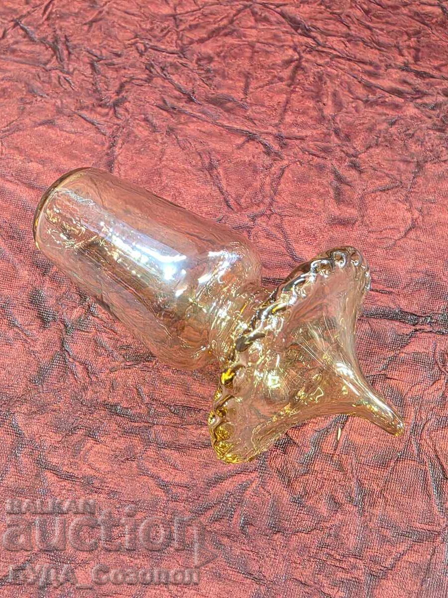 Carafă lucrată manual cu figurină de diavol în interior, URSS cu preț 1200.00 BGN | € 613.55 Carafă lucrată manual cu figurină de diavol în interior, URSS cu preț 1200.00 BGN | € 613.55