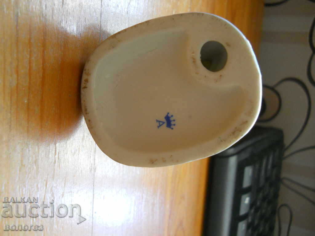 Delivery of Bisque porcelain figurine by "Alfretto by Maruri"