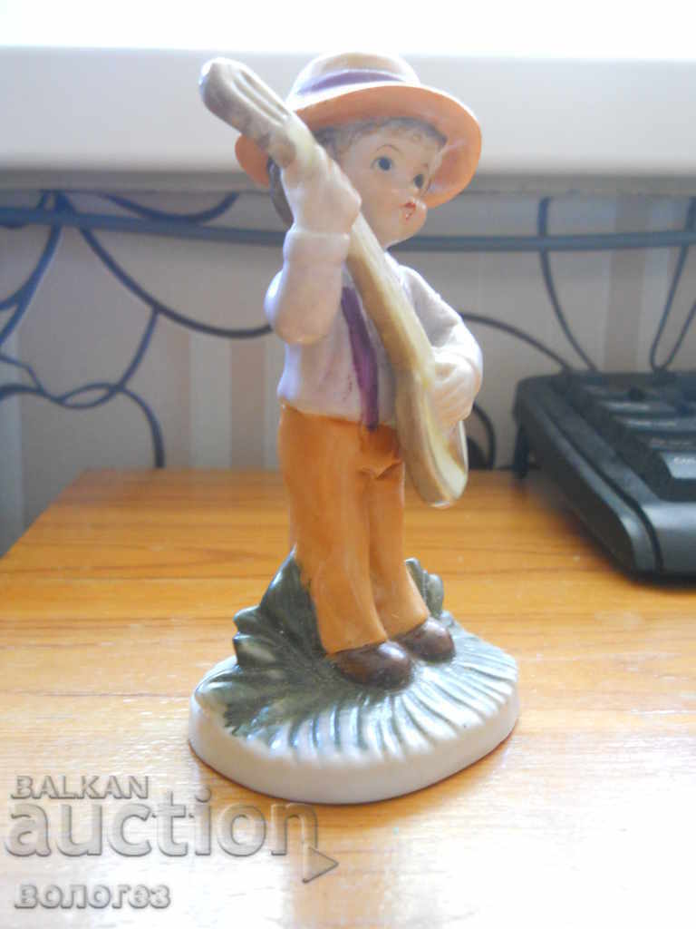 Ο Μικρός Μουσικός - Μπισκότο Πορσελάνη με τιμή 22.00 BGN | € 11.25 Ο Μικρός Μουσικός - Μπισκότο Πορσελάνη με τιμή 22.00 BGN | € 11.25