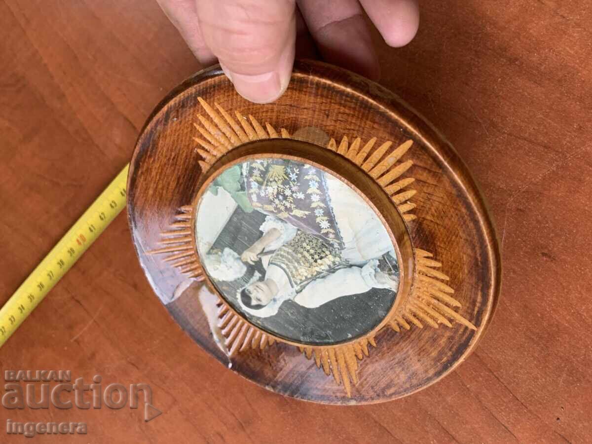 Livrarea PANOU LEMN SCULPTURĂ ETNICĂ FOLCLOR DIN SOC Livrarea PANOU LEMN SCULPTURĂ ETNICĂ FOLCLOR DIN SOC