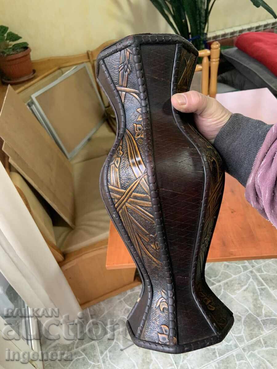 ΜΟΝΑΔΙΚΟ ΞΥΛΙΝΟ ΒΑΖΟ ΓΙΑ ΞΕΡΑ ΛΟΥΛΟΥΔΙΑ ΔΙΑΚΟΣΜΗΤΙΚΑ με τιμή 29.00 BGN | € 14.83