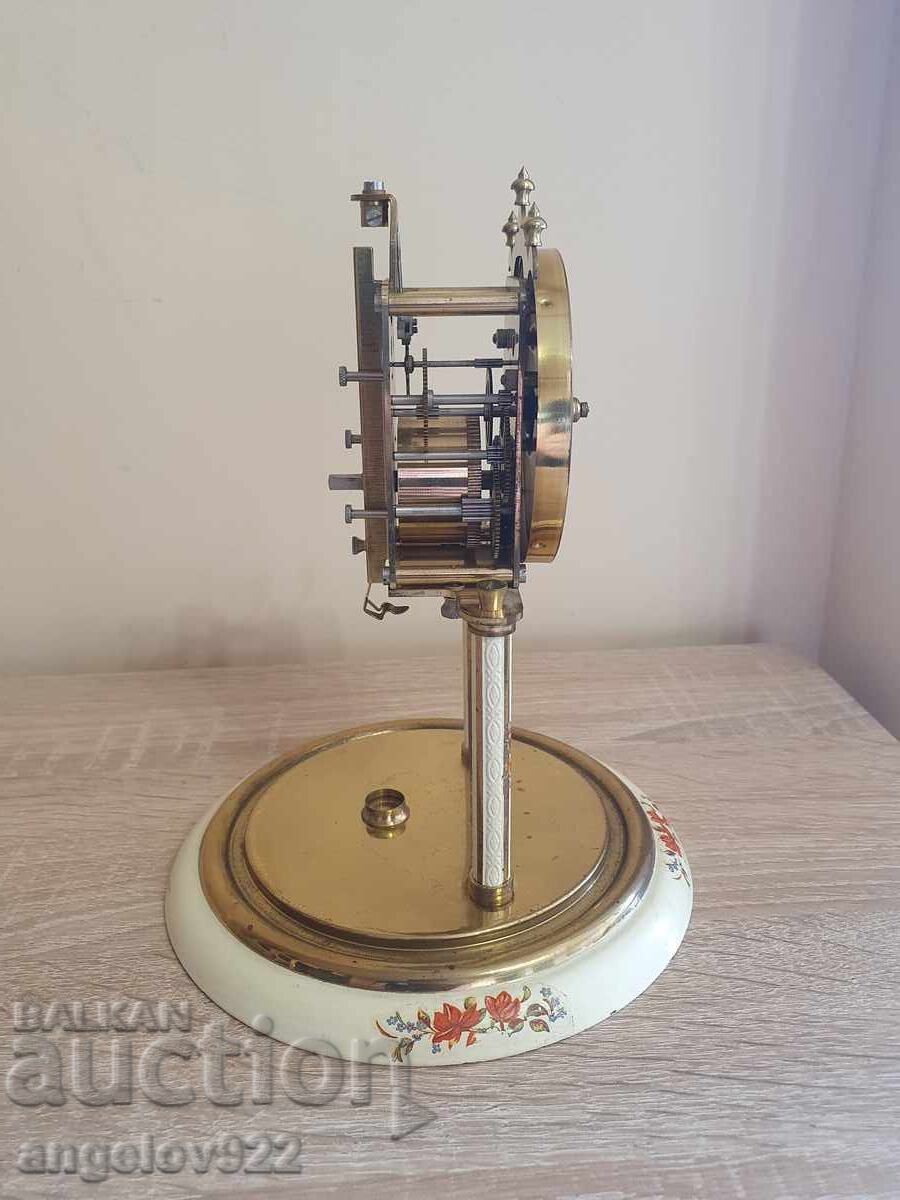 Παράδοση Γερμανικό μηχανικό επιτραπέζιο ρολόι με στρέψη!!!