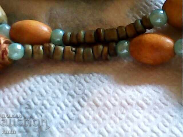 Аукцион старо красиво двоино дервено колие сес перли