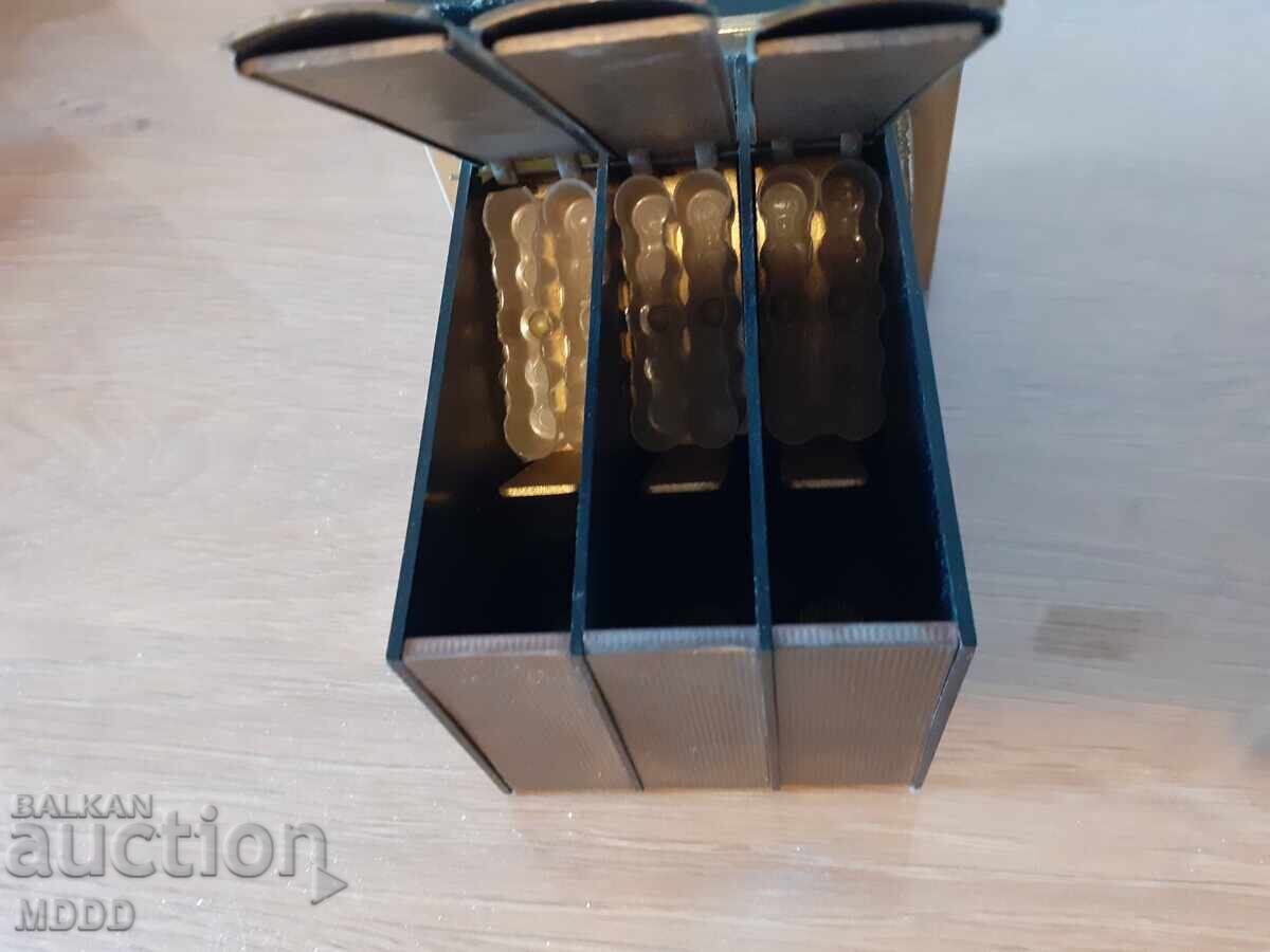 Музикална кутия - табакера /СССР/ с цена 15.00 лв. | € 7.67