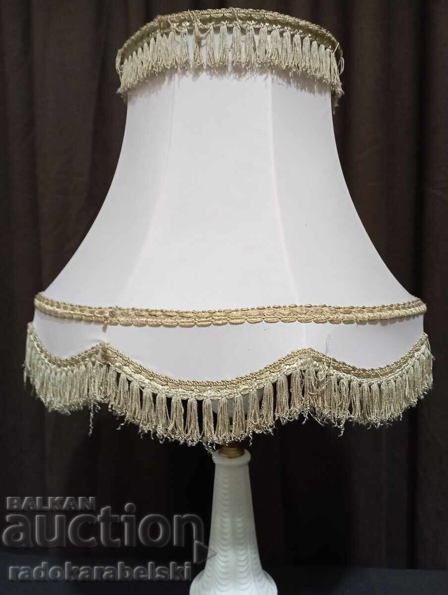 Delivery of Very large antique lamp with a beautiful lampshade
