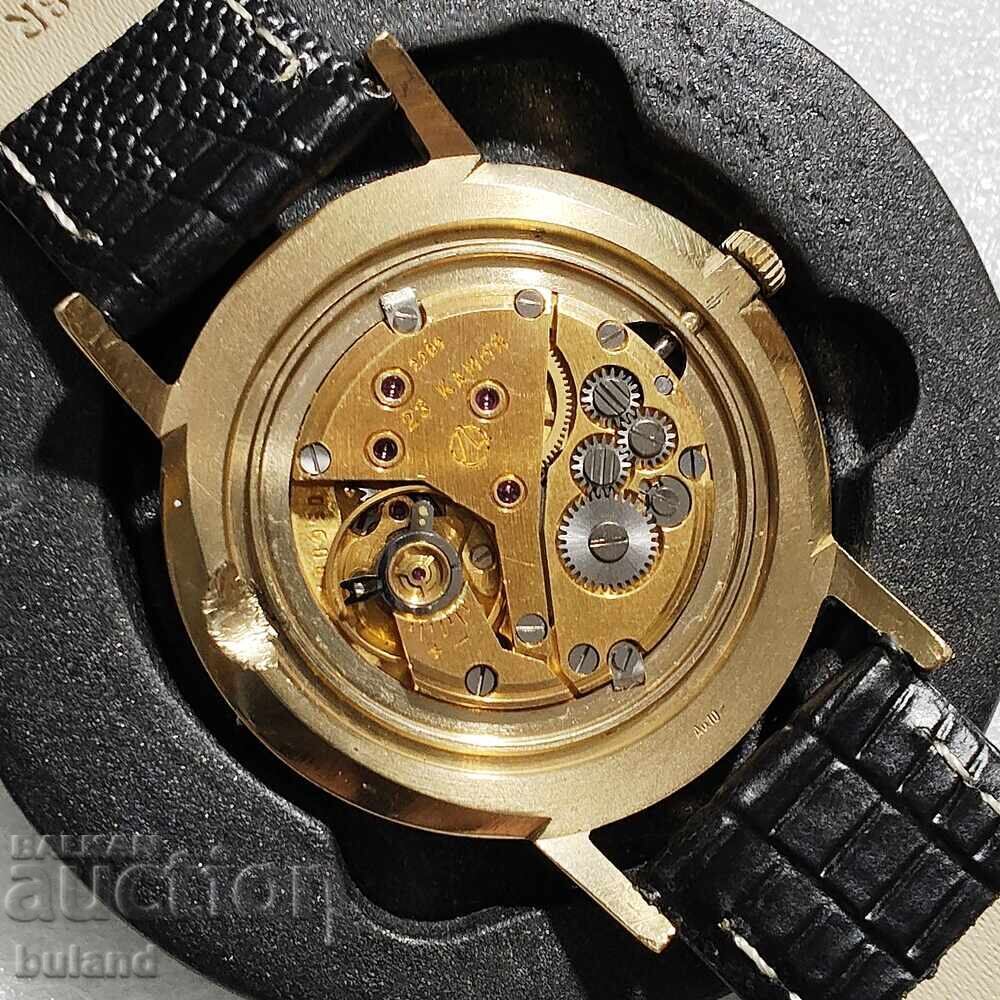 Ceas Sovietic Placat cu Aur Corsar LUCH Vimpel SSSR - 5 Ceas Sovietic Placat cu Aur Corsar LUCH Vimpel SSSR - 5